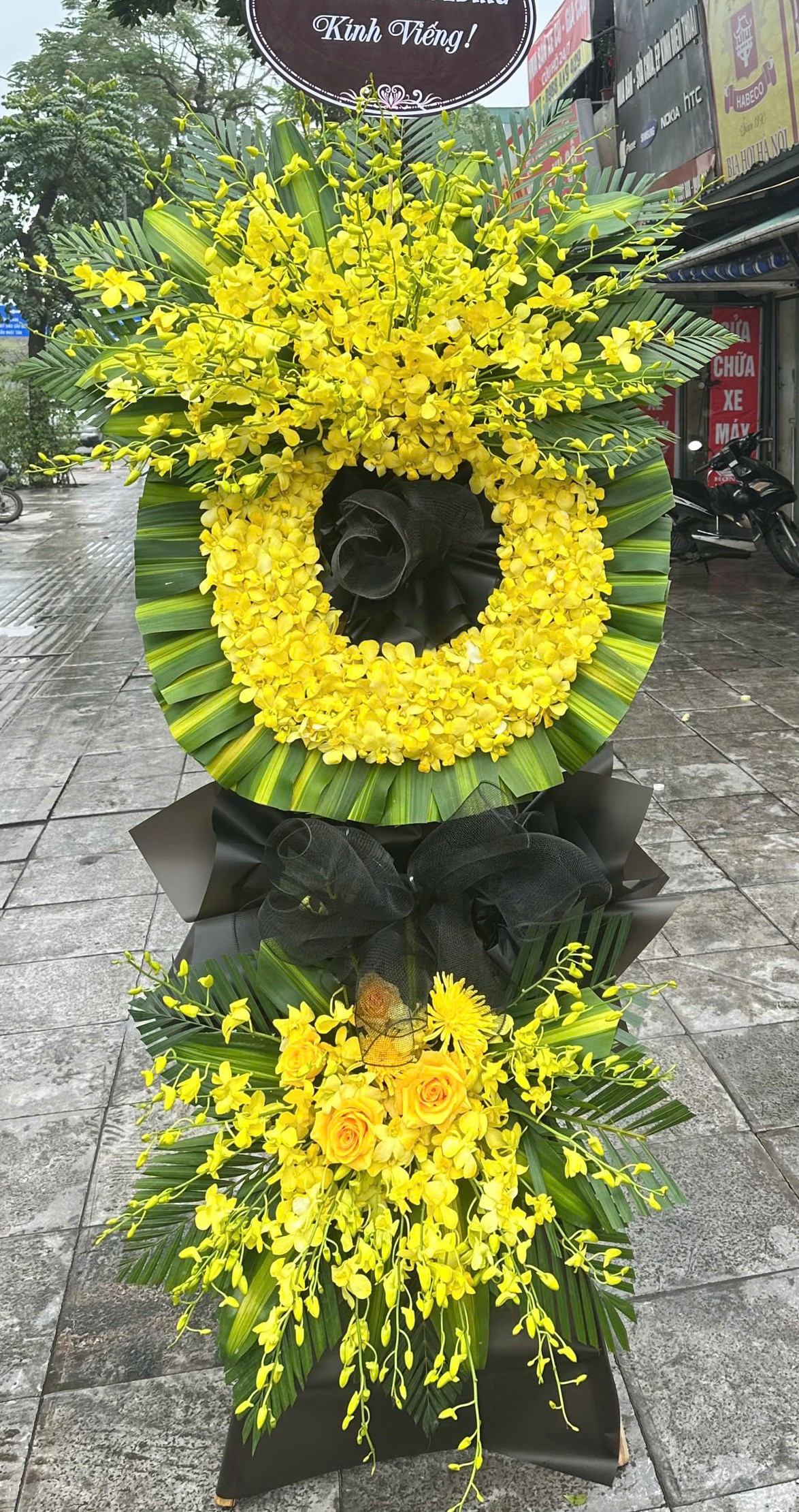 T12 Kệ hoa tang lễ vàng đen trang trọng giao Bắc Ninh