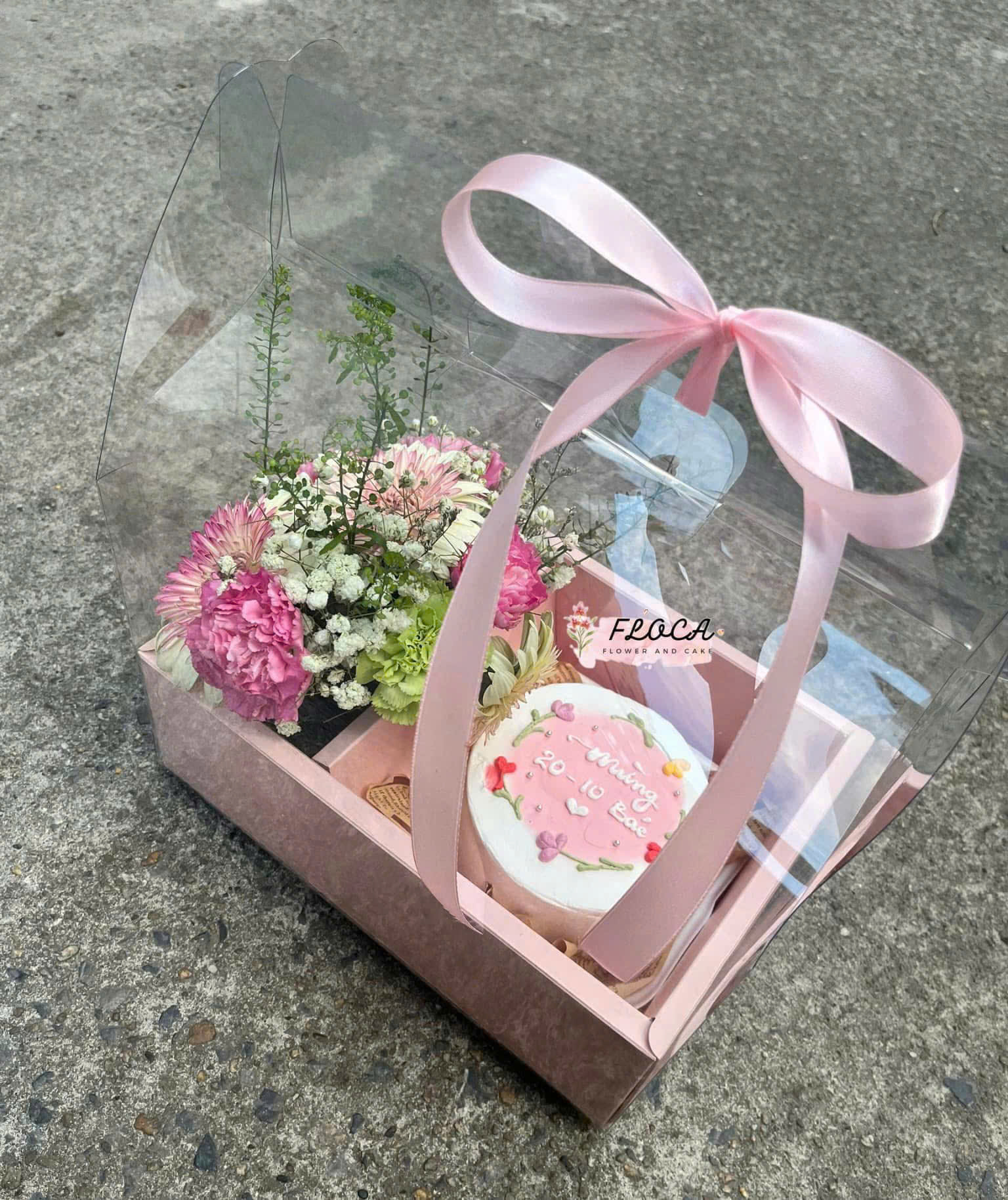 S04 Set Hoa tươi và Bánh kem tặng người thương