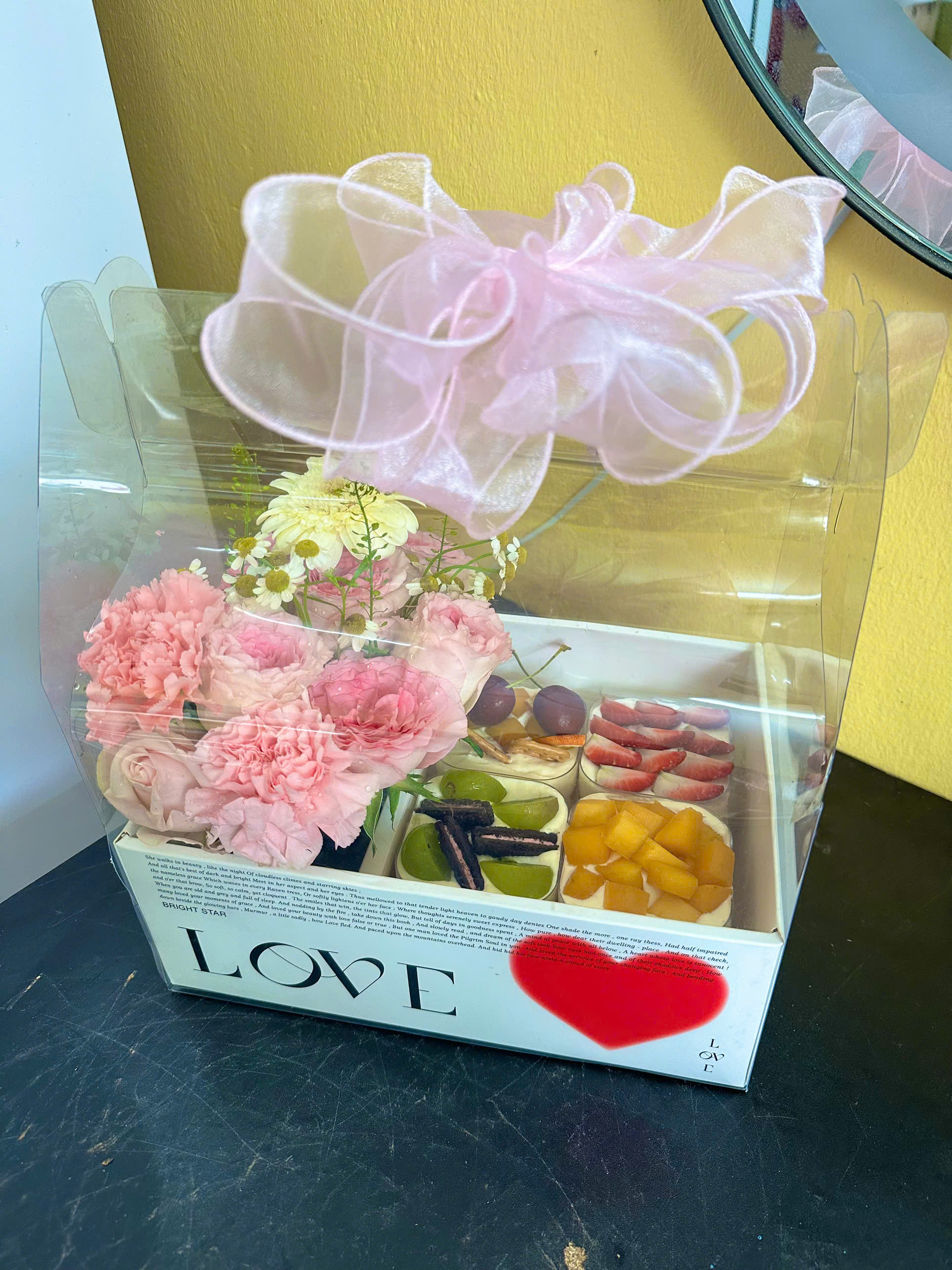 S03 Set Hoa và Bánh kem xinh xắn giao Bắc Ninh